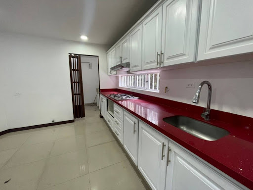 Apartamento en arriendo en Los Balsos, Medellín · foto 6 de 24