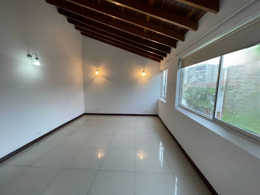 Apartamento en arriendo en Los Balsos, Medellín · foto 18 de 24