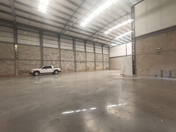 Bodega en arriendo en Guarne, 560 m² · foto 4 de 11