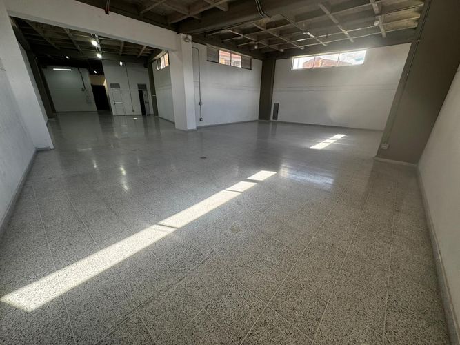 Bodega en arriendo en Belén San Bernardo, Medellín, 200 m² · foto 3 de 12