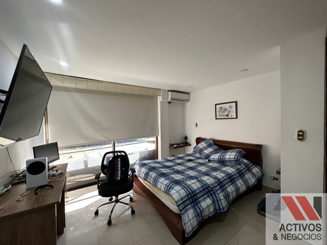 Casa de 5 alcobas en venta en Altos Del Poblado, Medellín, 425 m² · foto 12 de 24