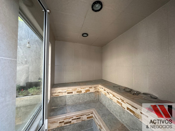Casa de 5 alcobas en venta en Altos Del Poblado, Medellín, 425 m² · foto 21 de 24