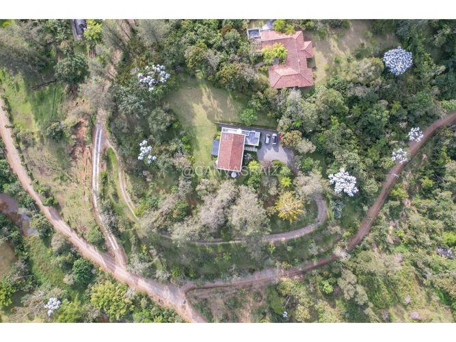 Casa de 4 alcobas en venta en El Chuscal, El Retiro, 266 m² · foto 3 de 20