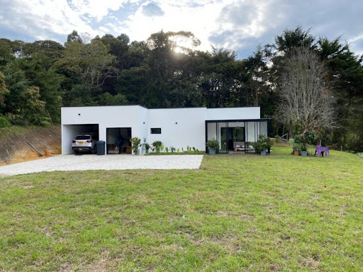 3BR Country House in Pontezuela (200 m²) for Sale