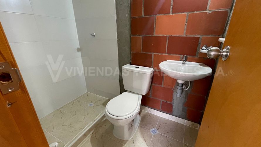 Apartamento de 2 alcobas en venta en Chaparral, Los Patios, 56 m² · foto 9 de 13