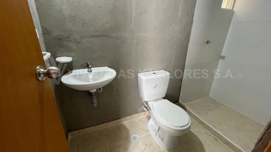 Apartamento de 2 alcobas en venta en Chaparral, Los Patios, 56 m² · foto 8 de 13