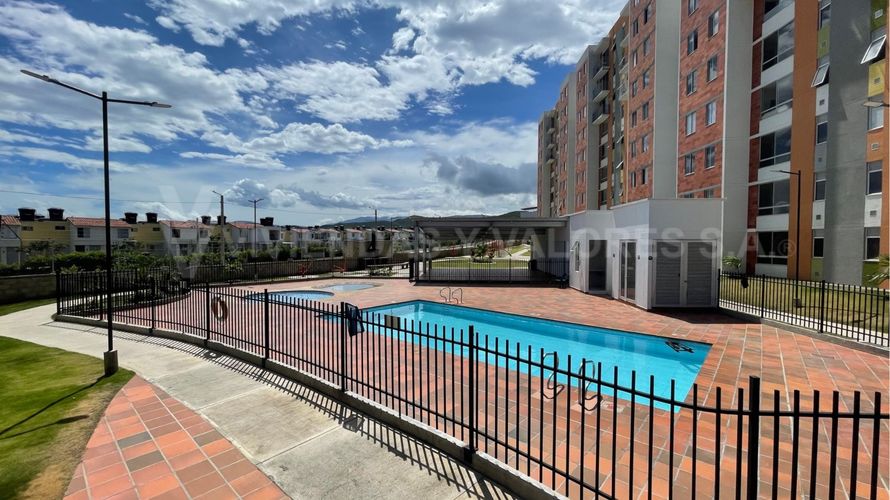 Apartamento de 2 alcobas en venta en Chaparral, Los Patios, 56 m² · foto 11 de 13