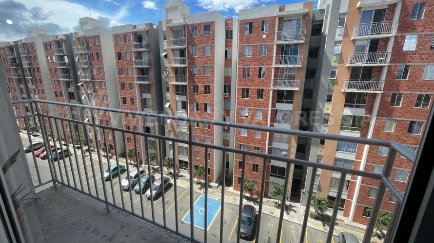 Apartamento de 2 alcobas en venta en Chaparral, Los Patios, 56 m² · foto 12 de 13