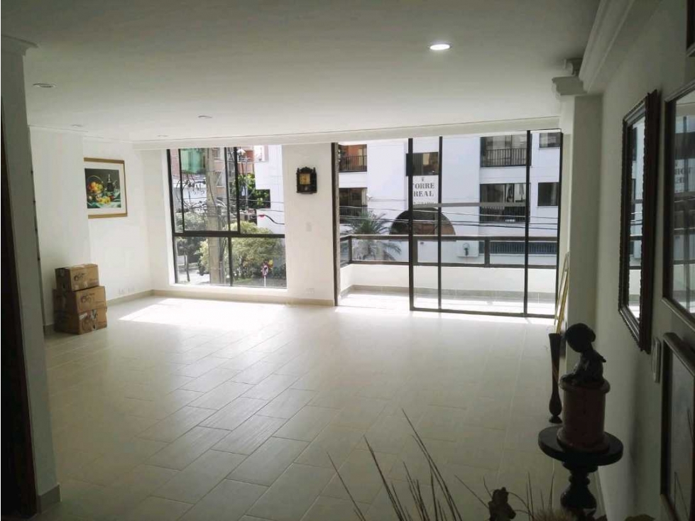 Apartamento en venta en Laureles, Medellín 3