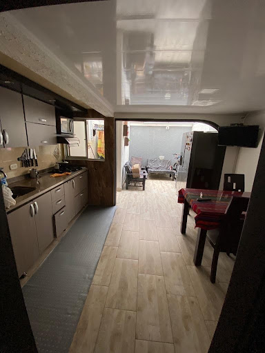 Casa en venta en Villas De Granada, Bogotá · foto 4 de 24