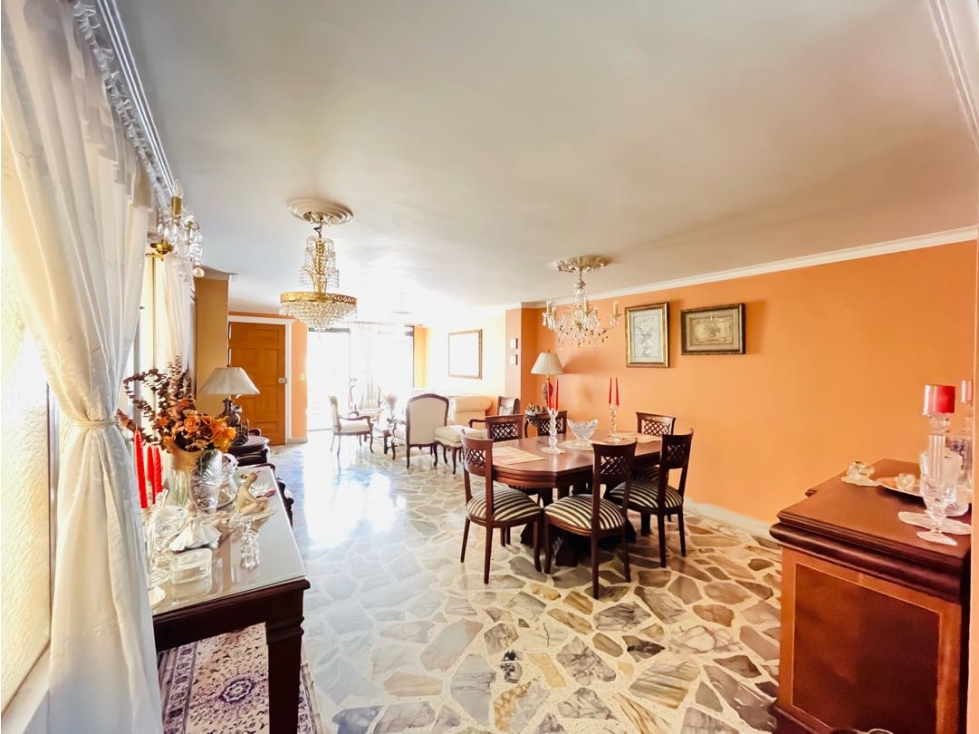 Apartamento en venta en Laureles, Medellín 2