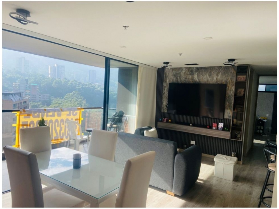 Apartment for sale in El Poblado, Medellín 4