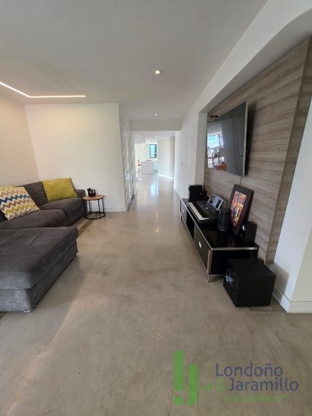 Apartamento en arriendo en El Poblado, Medellín · foto 6 de 20