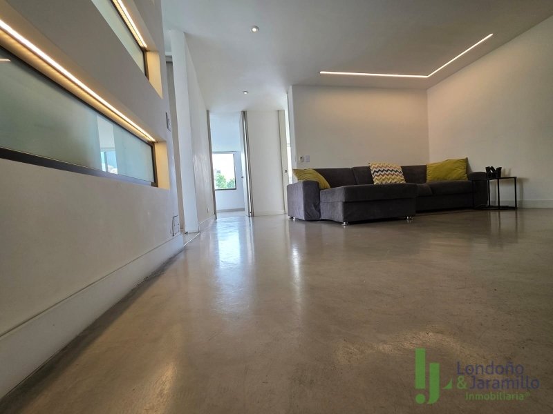 Apartamento en arriendo en El Poblado, Medellín · foto 8 de 20