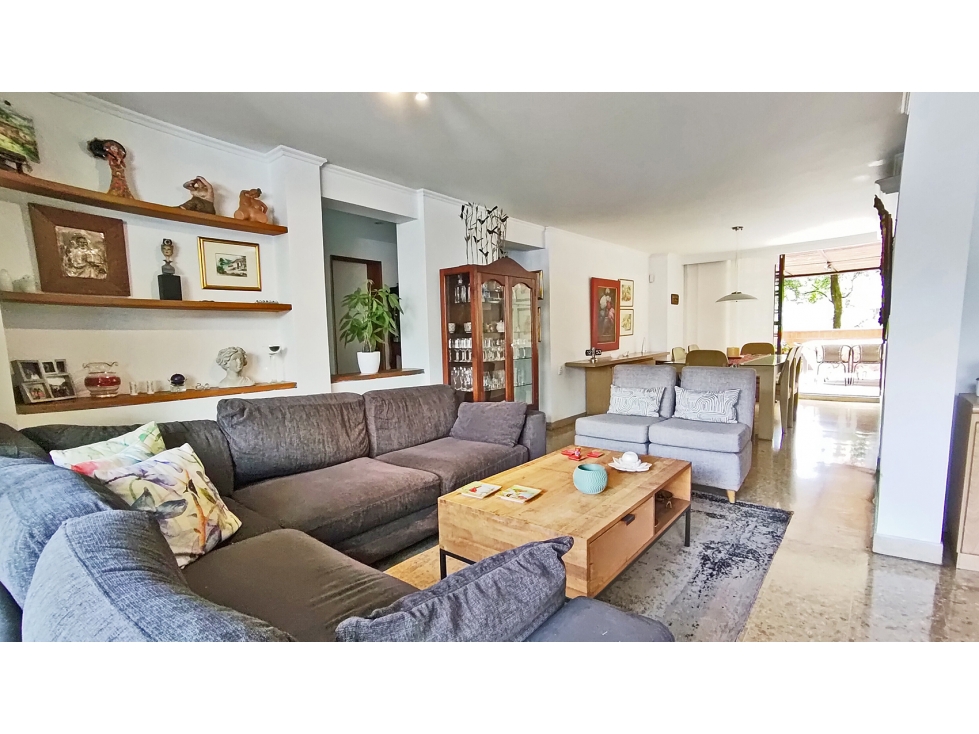 Apartamento en venta en El Poblado, Medellín 4