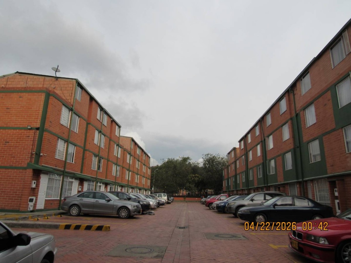 Casa en venta en Pinar De Suba, Bogotá · foto 2 de 24