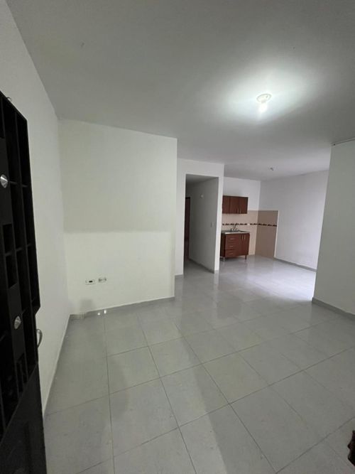 Apartamento de 2 alcobas en venta en Patios Centro, Los Patios, 32 m² · foto 2 de 8
