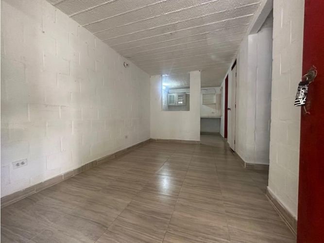 Casa de 3 alcobas en venta en Portal De Pinares, Armenia, 70 m² · foto 2 de 18