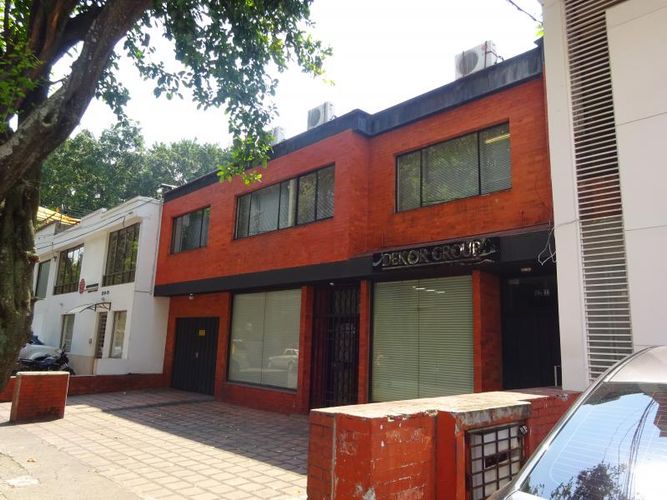 Oficina en arriendo en Santa Monica, Cali, 200 m² · foto 2 de 24