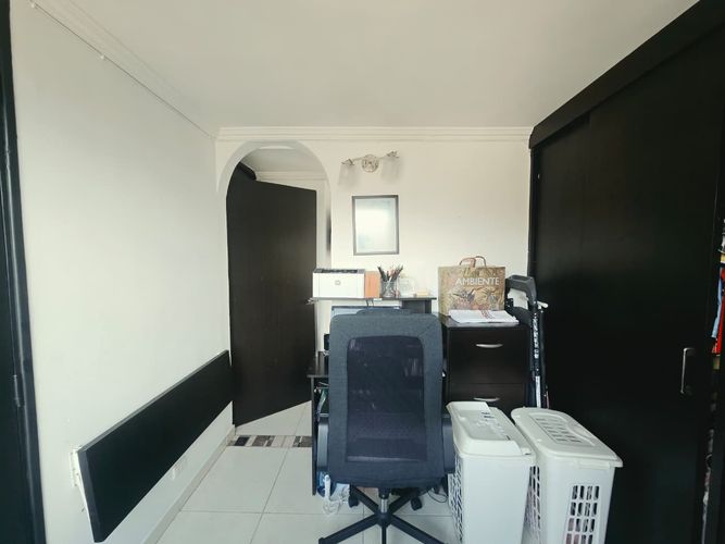 Apartamento de 3 alcobas en venta en Belén, Medellín, 58 m² · foto 11 de 18