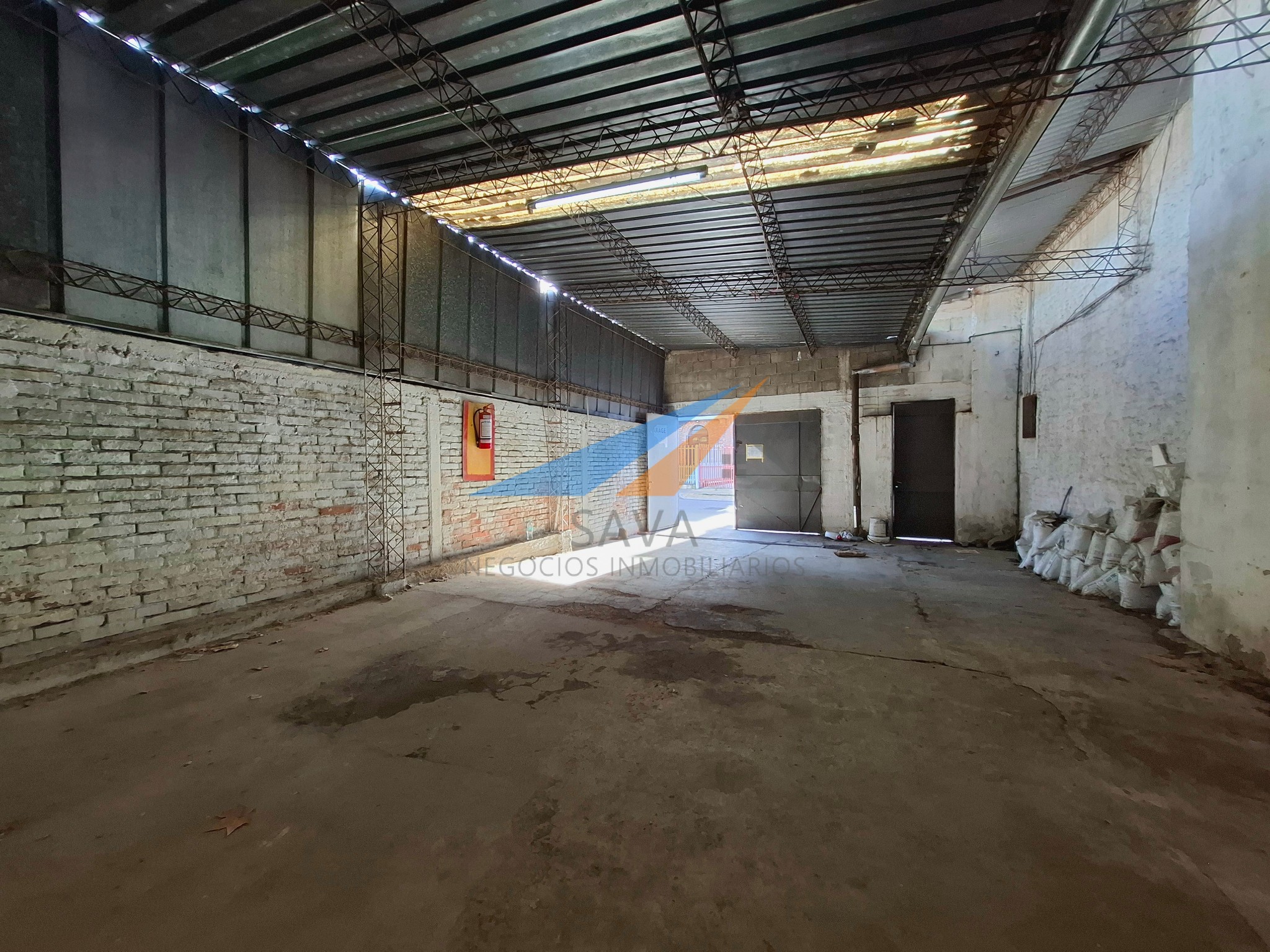 Alquiler Galpón 400 m2 en Unión! A Pasos de 8 de Octubre. · Foto 5