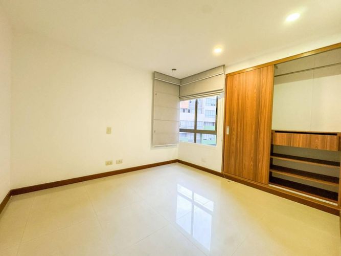 Apartamento de 4 alcobas en venta en Cabecera Del Llano, Bucaramanga, 175 m² · foto 10 de 24
