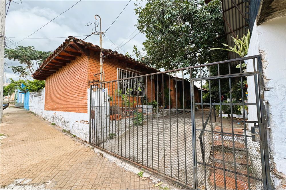 Terreno-Venta-Dr, José P. Montero esq. Antonio Ruiz de Arellano, San Antonio, Sajonia, Asunción — foto 2