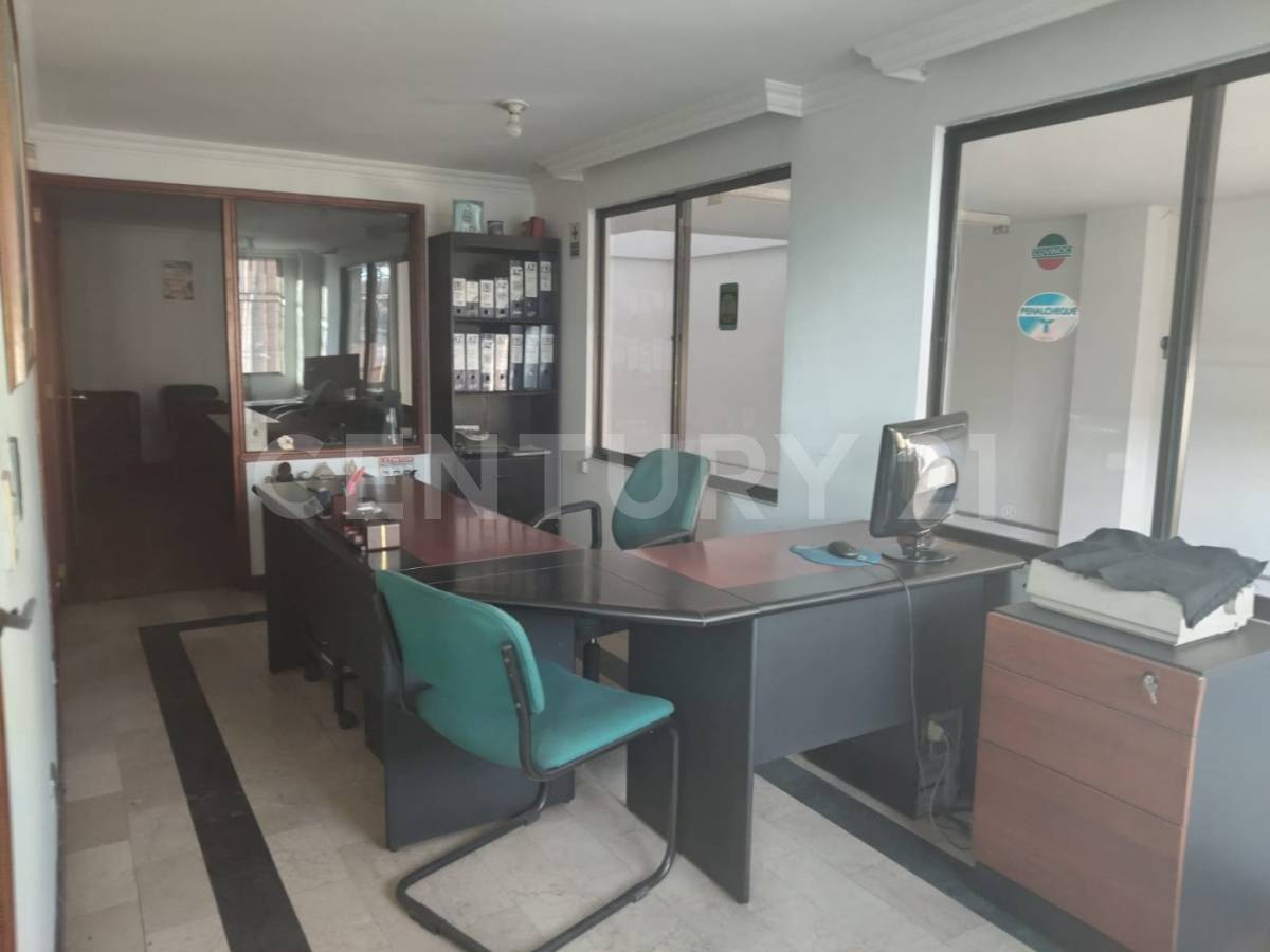 Casa en venta en San Fernando Occidental, Bogotá · foto 4 de 19