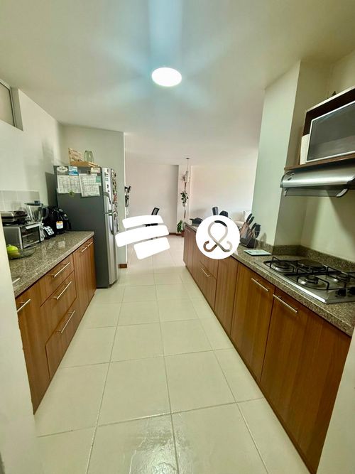 Apartamento de 2 alcobas en venta en Rionegro, 73 m² · foto 3 de 12