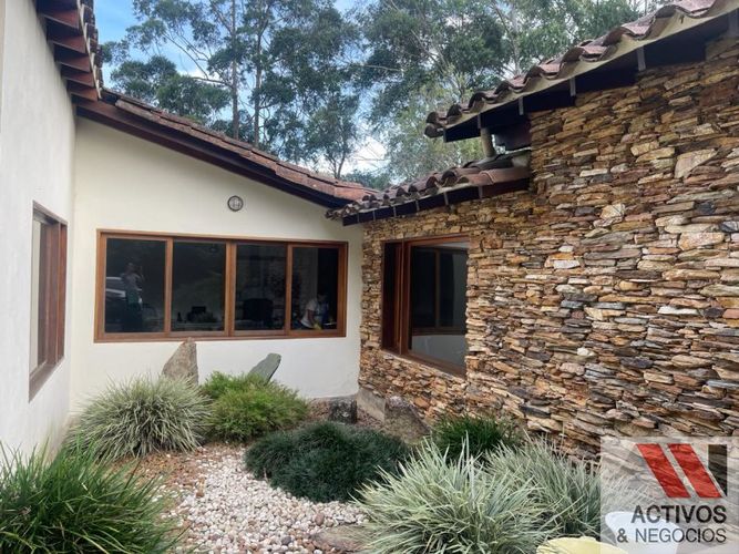 Casa de 5 alcobas en venta en La Tablaza, La Estrella · foto 4 de 24