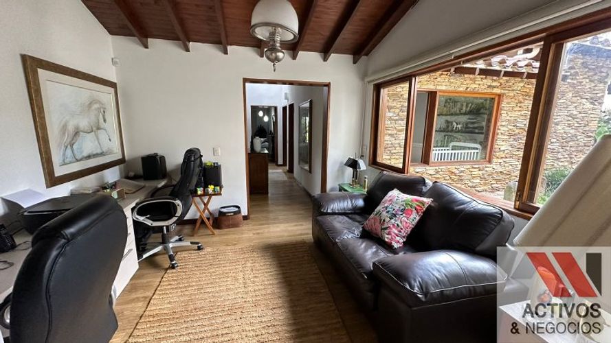 Casa de 5 alcobas en venta en La Tablaza, La Estrella · foto 7 de 24