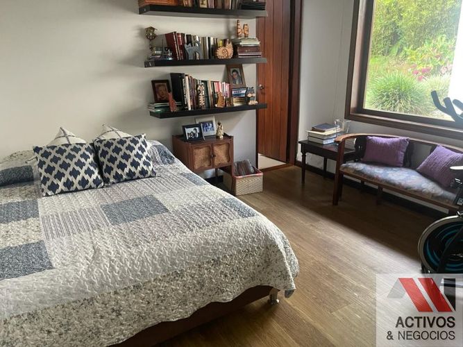 Casa de 5 alcobas en venta en La Tablaza, La Estrella · foto 12 de 24