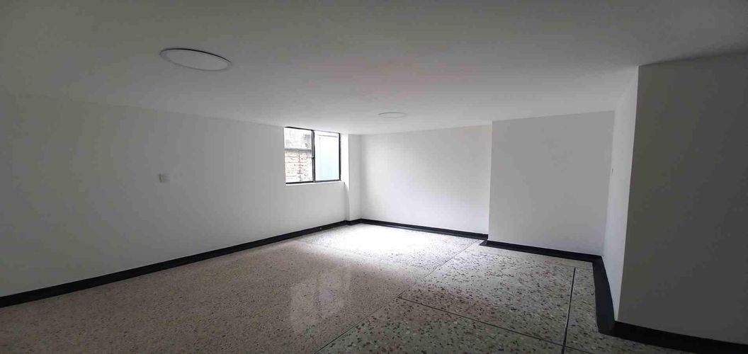 Consultorio en arriendo en Sector Plaza De Bolivar, Pereira, 420 m² · foto 8 de 19