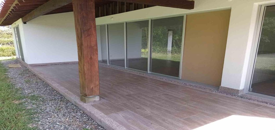 Casa en venta en Sector Parque Valencia, Armenia · foto 2 de 24