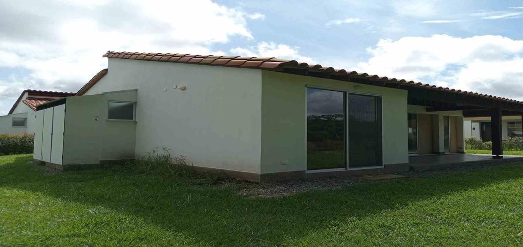 Casa en venta en Sector Parque Valencia, Armenia · foto 3 de 24