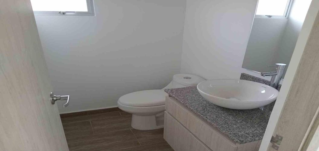 Casa en venta en Sector Parque Valencia, Armenia · foto 6 de 24