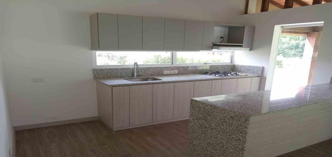 Casa en venta en Sector Parque Valencia, Armenia · foto 9 de 24