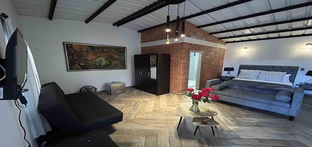 Casa de 13 alcobas en venta en Combia Baja, Pereira, 1400 m² · foto 2 de 24
