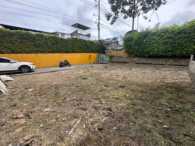 Lote en venta en Pinares, Armenia · foto 7 de 9