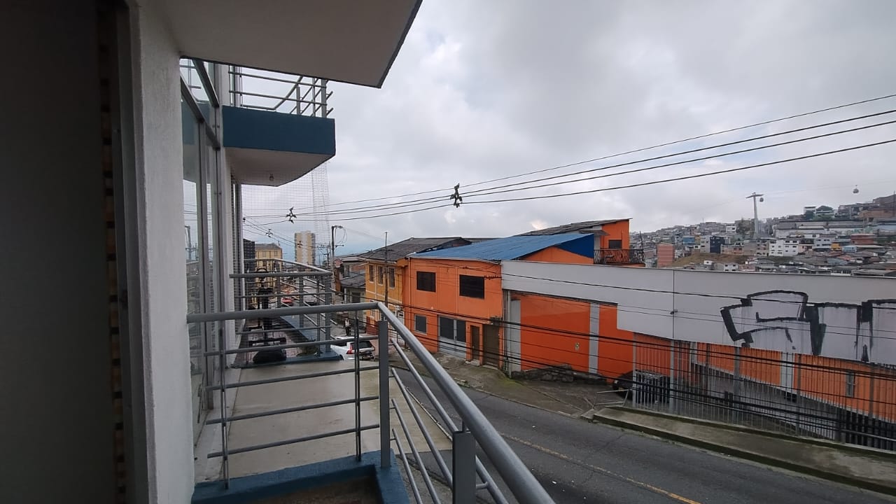 Apartamento en venta en Ondas Del Otún, Manizales · foto 4 de 21