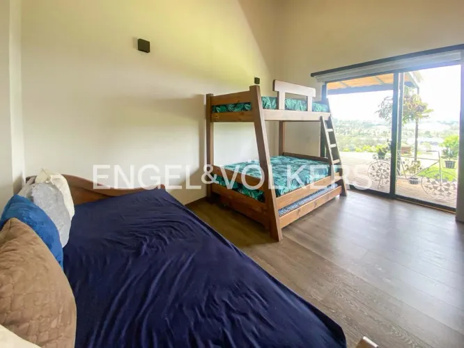Casa de 3 alcobas en venta en Rionegro, 320 m² · foto 16 de 22