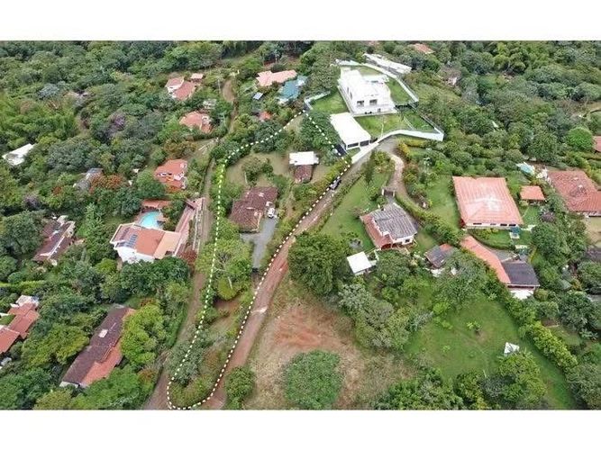 Casa de 4 alcobas en venta en Sector La Luisa Bella Suiza, Cali · foto 9 de 15