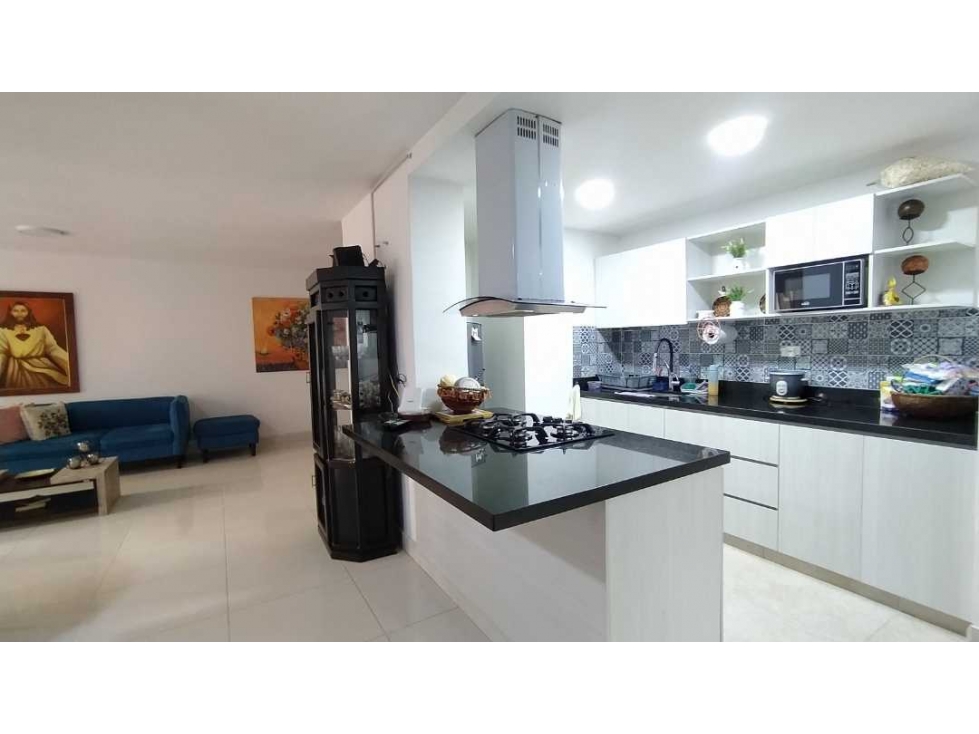 Apartamento en venta en Boston, Medellín 4