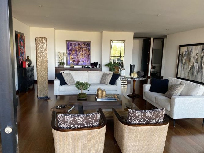 Apartamento de 3 alcobas en venta en Cerros De Suba, Bogotá, 220 m² · foto 4 de 24