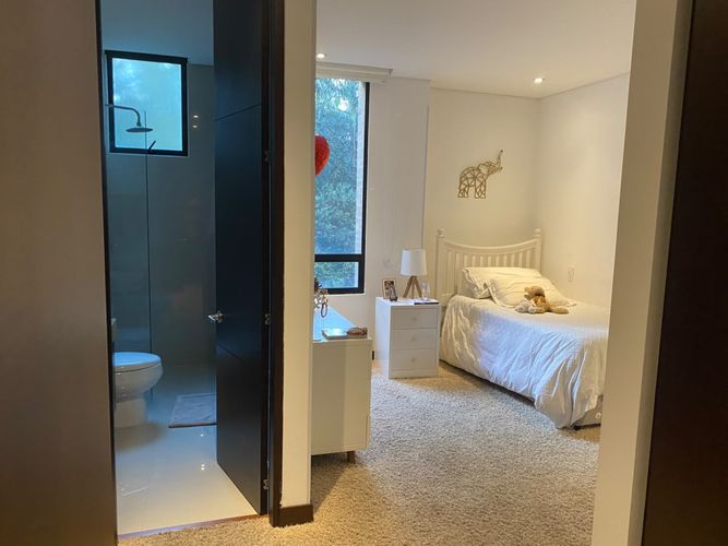 Apartamento de 3 alcobas en venta en Cerros De Suba, Bogotá, 220 m² · foto 14 de 24