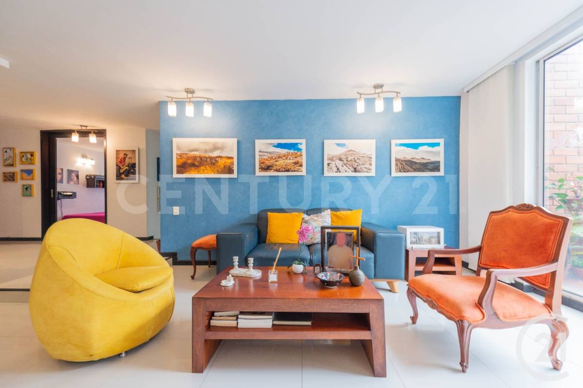 Apartamento en venta en El Poblado, Medellín 2