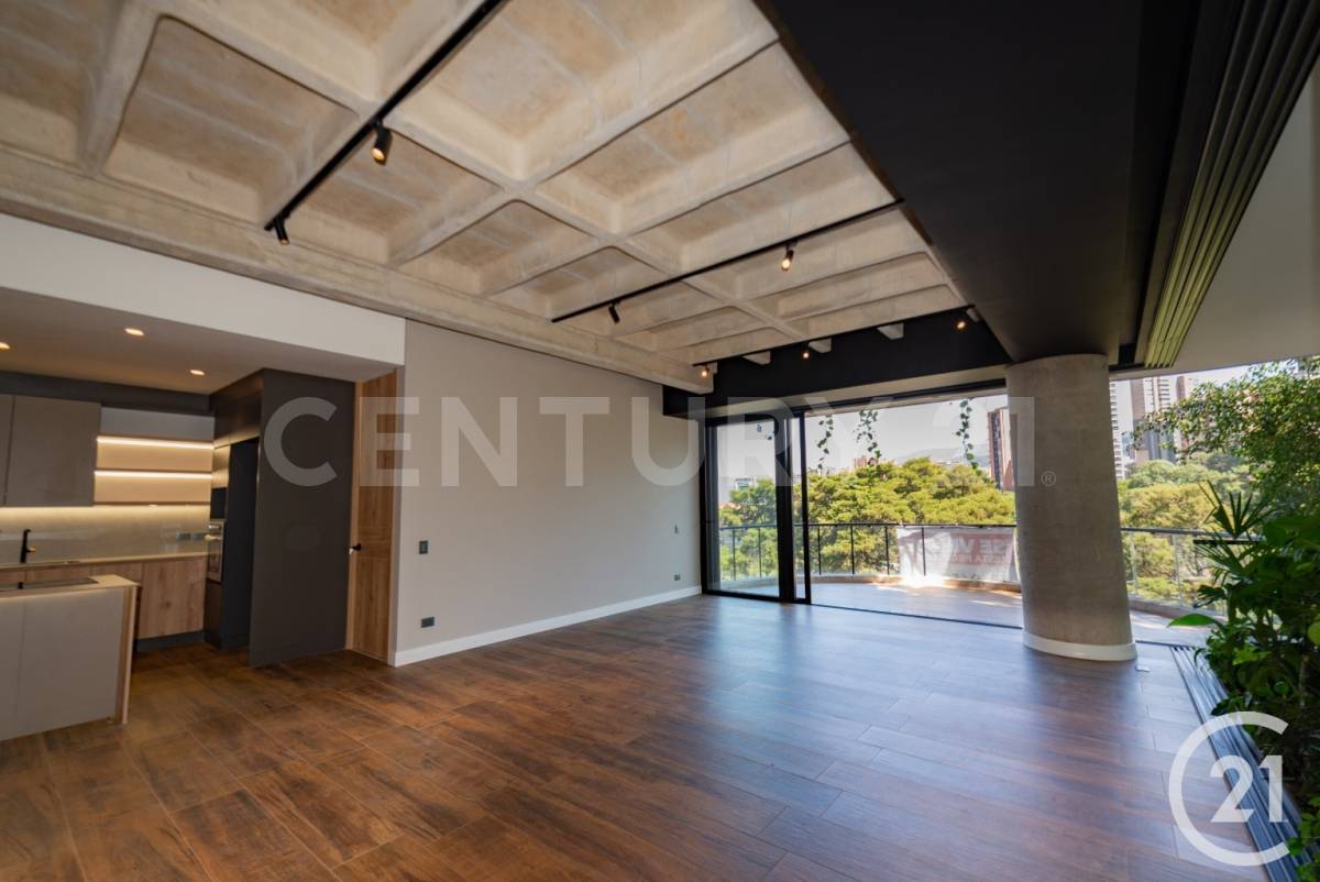Apartamento en venta en El Poblado, Medellín 2