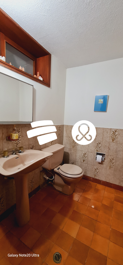 Casa en venta en Santa Barbara, Bogotá · foto 2 de 12