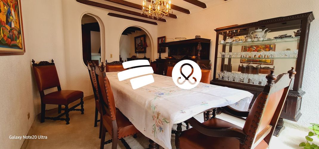 Casa en venta en Santa Barbara, Bogotá · foto 6 de 12