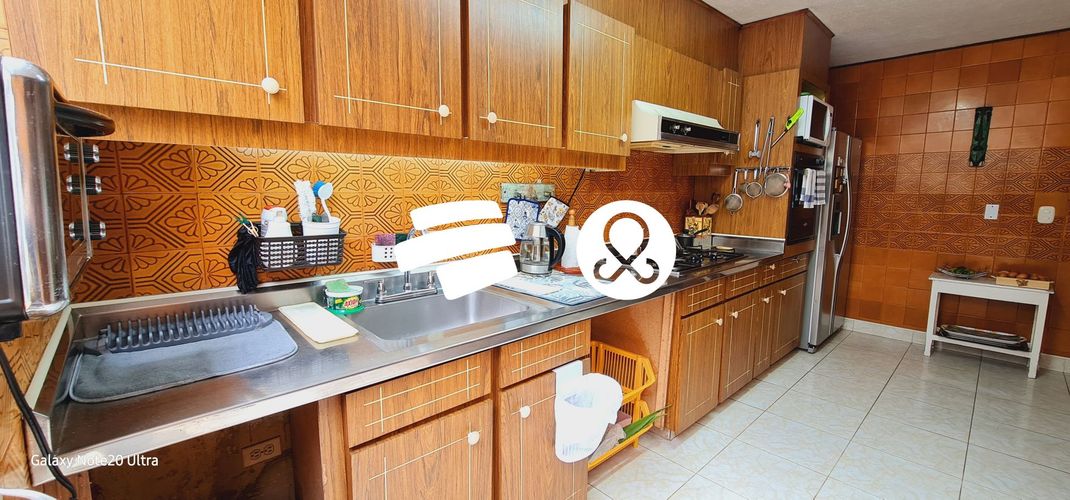 Casa en venta en Santa Barbara, Bogotá · foto 8 de 12